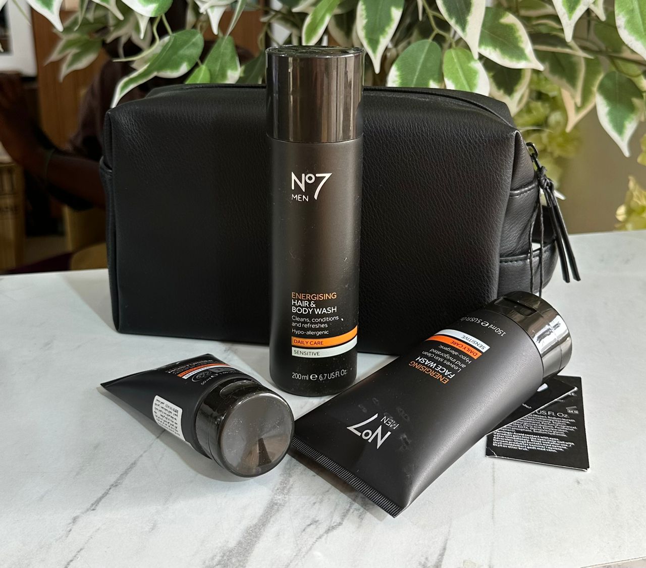 No7 men  energising wash bag  collection