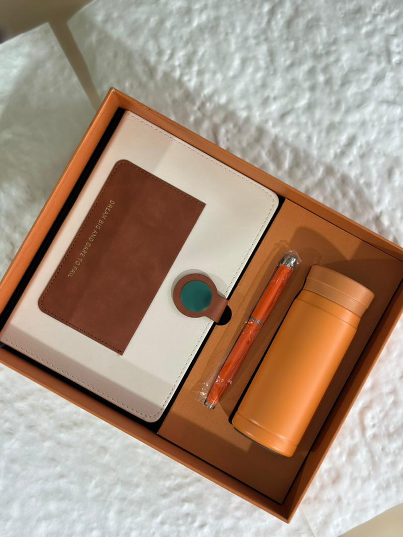 3 Set Orange Cooperate Gift Set