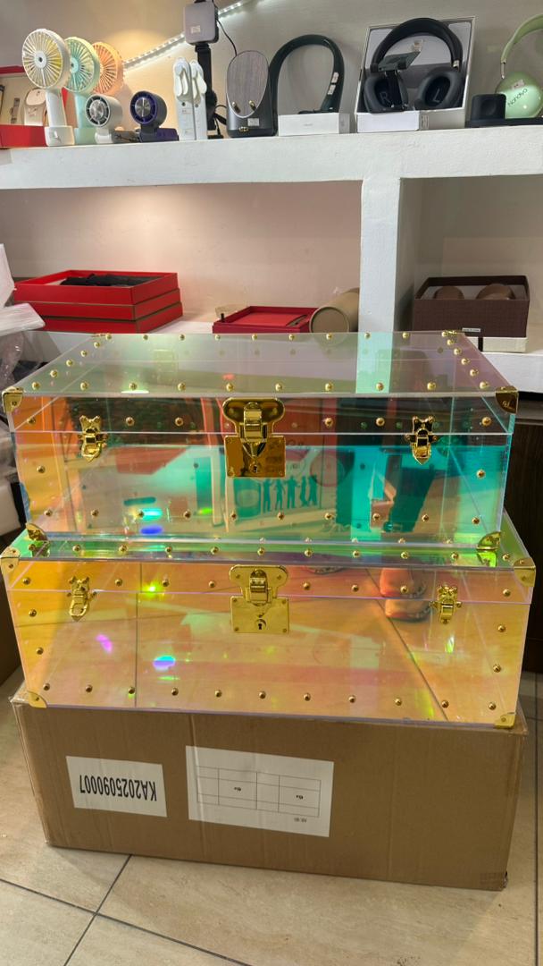 2 Set Acrylic Trunks